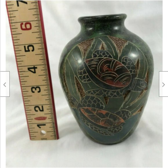Etched Ceramic Vase Nicarauguan Monkey Butterfly & Turtle Design 6" Tall - Picture 3 of 5